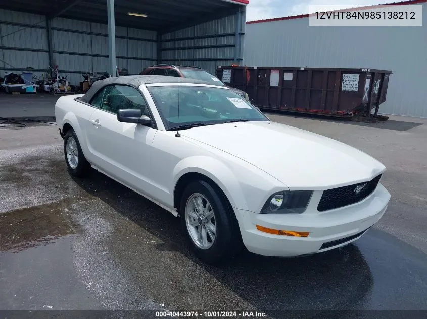 2008 Ford Mustang V6 Deluxe/V6 Premium VIN: 1ZVHT84N985138212 Lot: 40443974