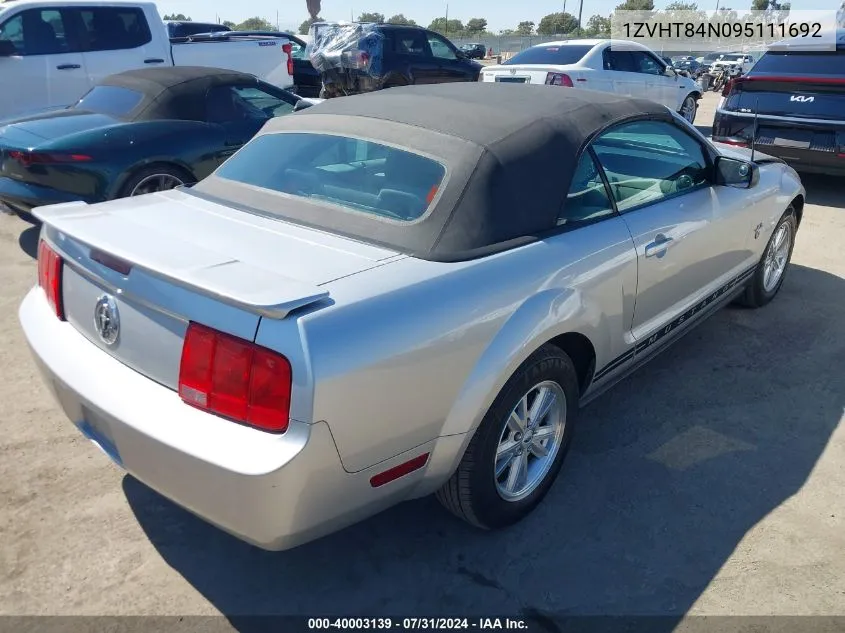 2009 Ford Mustang V6/V6 Premium VIN: 1ZVHT84N095111692 Lot: 40003139