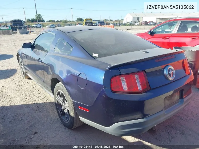 2010 Ford Mustang V6/V6 Premium VIN: 1ZVBP8AN5A5135862 Lot: 40103143