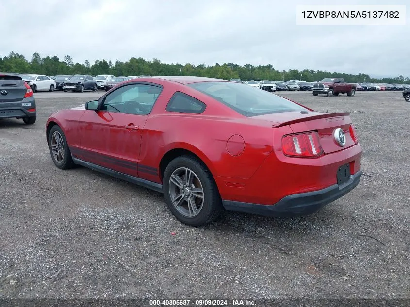 2010 Ford Mustang V6/V6 Premium VIN: 1ZVBP8AN5A5137482 Lot: 40305687