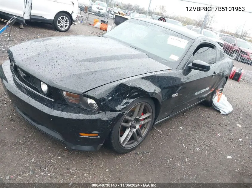 2011 Ford Mustang Gt Premium VIN: 1ZVBP8CF7B5101963 Lot: 40790143