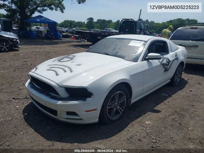 2013 Ford Mustang V6 Premium VIN: 1ZVBP8AM0D5225223 Lot: 39485520