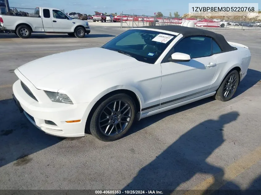 2013 Ford Mustang V6 Premium VIN: 1ZVBP8EM3D5220768 Lot: 40685353