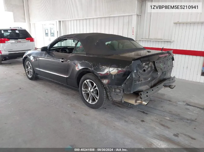 2014 Ford Mustang V6 Premium VIN: 1ZVBP8EM5E5210941 Lot: 40241508