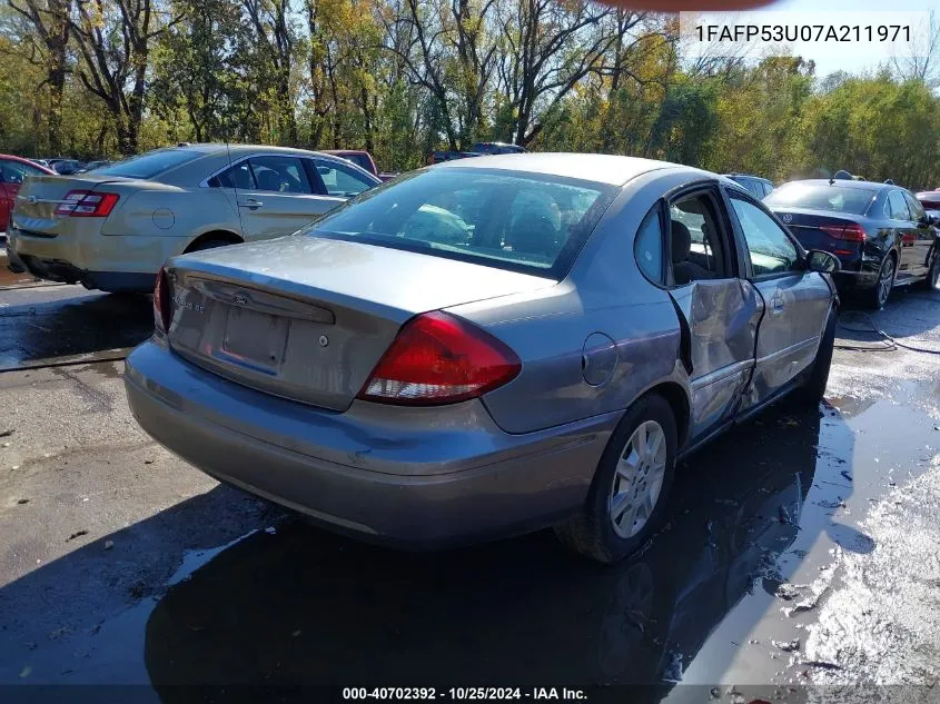 2007 Ford Taurus Se VIN: 1FAFP53U07A211971 Lot: 40702392