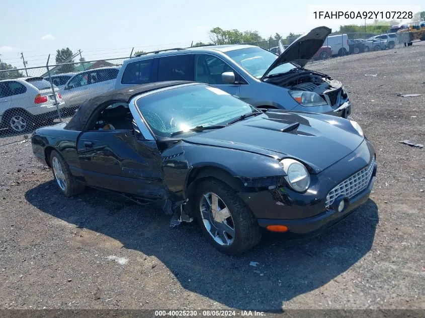 2002 Ford Thunderbird VIN: 1FAHP60A92Y107228 Lot: 40025230