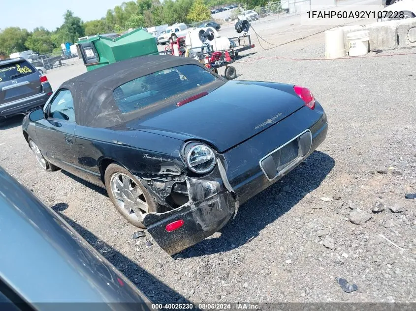 2002 Ford Thunderbird VIN: 1FAHP60A92Y107228 Lot: 40025230