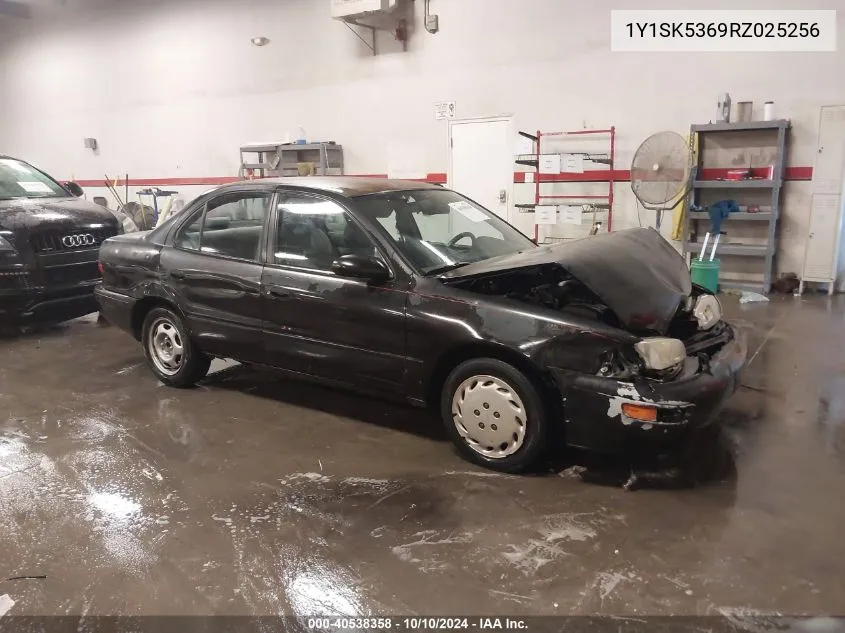 1994 Geo Prizm Lsi VIN: 1Y1SK5369RZ025256 Lot: 40538358