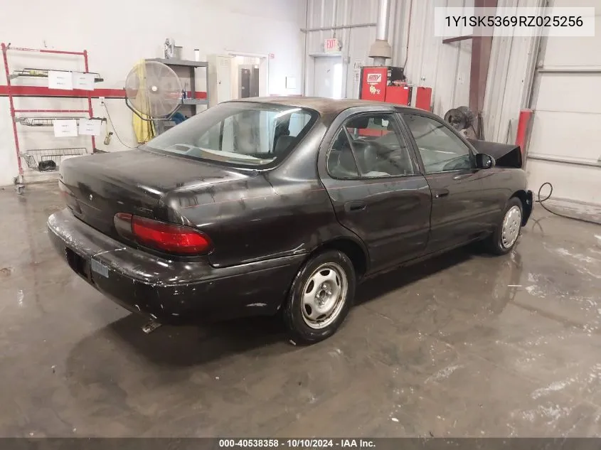 1994 Geo Prizm Lsi VIN: 1Y1SK5369RZ025256 Lot: 40538358