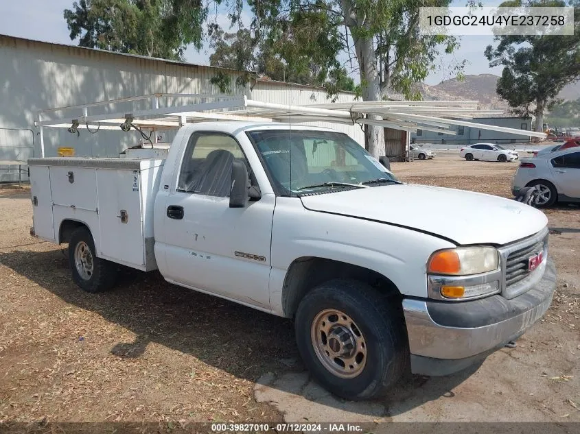 2000 GMC Sierra 2500 Chassis Sl VIN: 1GDGC24U4YE237258 Lot: 39827010