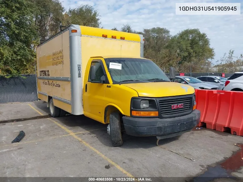 2004 GMC Savana Cutaway Standard W/C7A VIN: 1GDHG31U541905945 Lot: 40683508