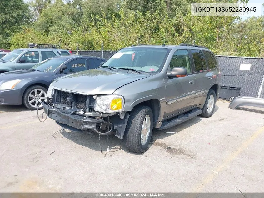 1GKDT13S652230945 2005 GMC Envoy Slt