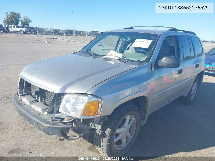 2005 GMC Envoy VIN: 1GKDT13S652176529 Lot: 40445930