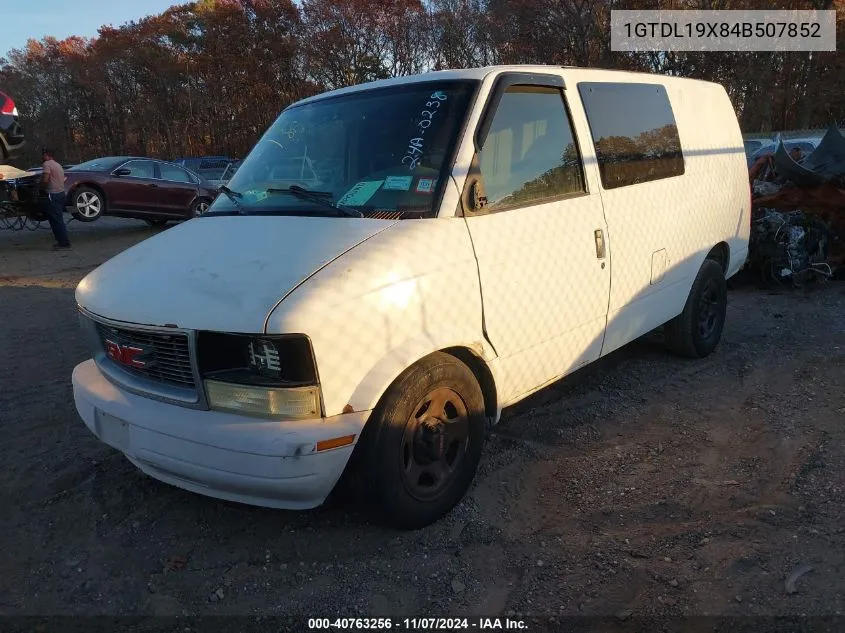 2004 GMC Safari Standard VIN: 1GTDL19X84B507852 Lot: 40763256