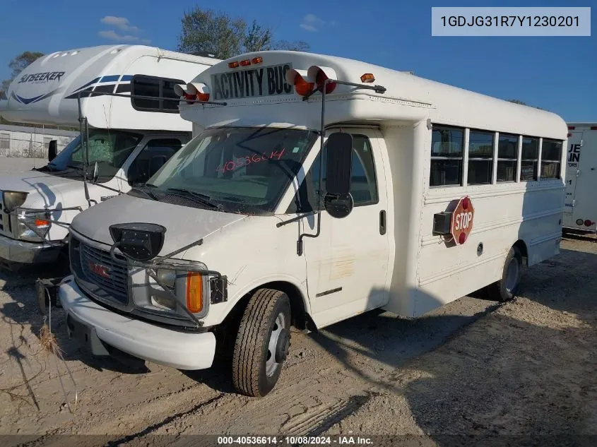 2000 GMC Savana Cutaway G3500 VIN: 1GDJG31R7Y1230201 Lot: 40536614