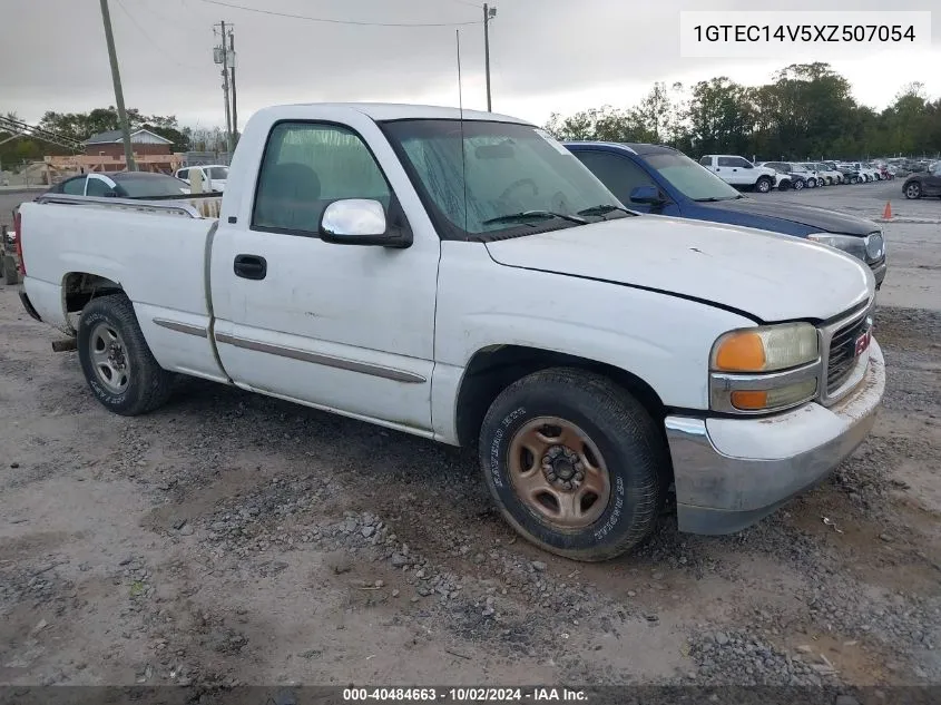 1GTEC14V5XZ507054 1999 GMC Sierra 1500 Sle