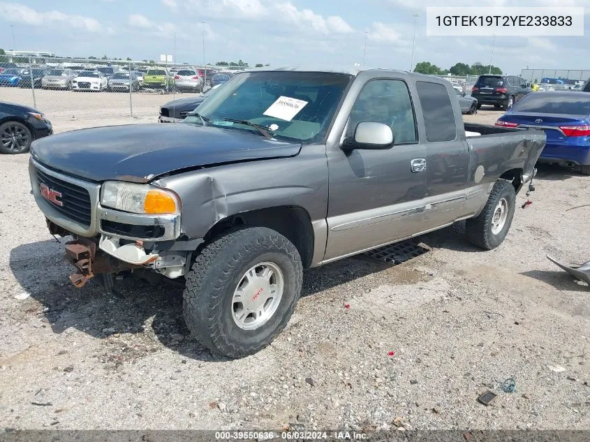 1GTEK19T2YE233833 2000 GMC Sierra 1500 Sle