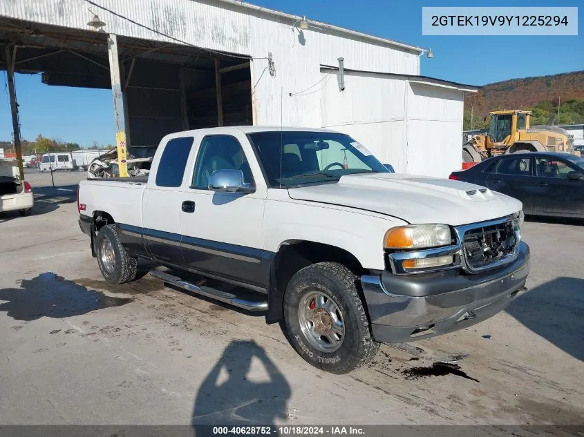 2000 GMC Sierra 1500 Sle VIN: 2GTEK19V9Y1225294 Lot: 40628752