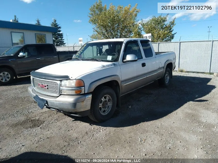 2002 GMC Sierra 1500 VIN: 2GTEK19T221102796 Lot: 12110274