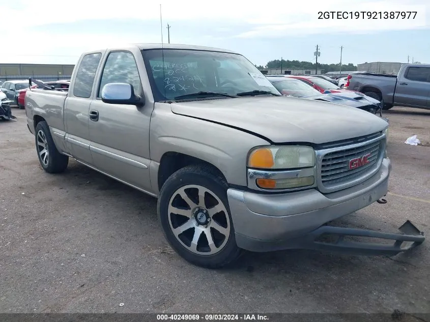 2002 GMC Sierra 1500 Sle VIN: 2GTEC19T921387977 Lot: 40249069