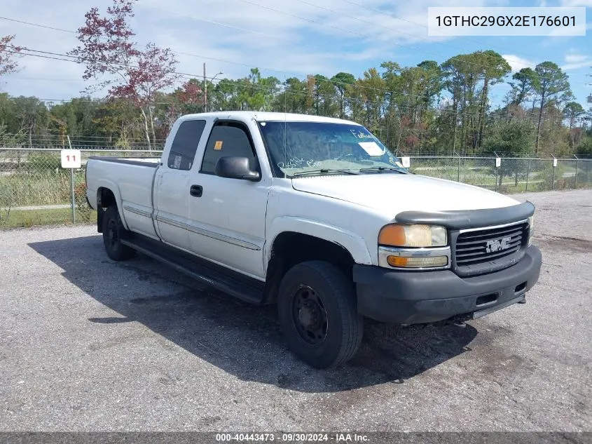 1GTHC29GX2E176601 2002 GMC Sierra 2500Hd Sl