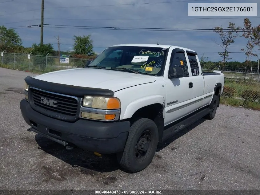 1GTHC29GX2E176601 2002 GMC Sierra 2500Hd Sl