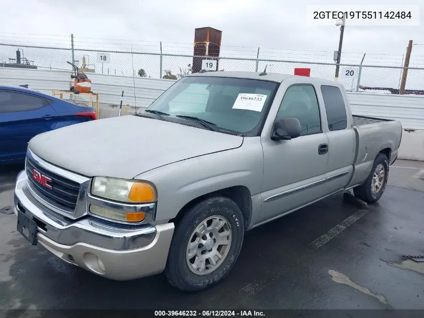 2005 GMC Sierra 1500 Sle VIN: 2GTEC19T551142484 Lot: 39646232