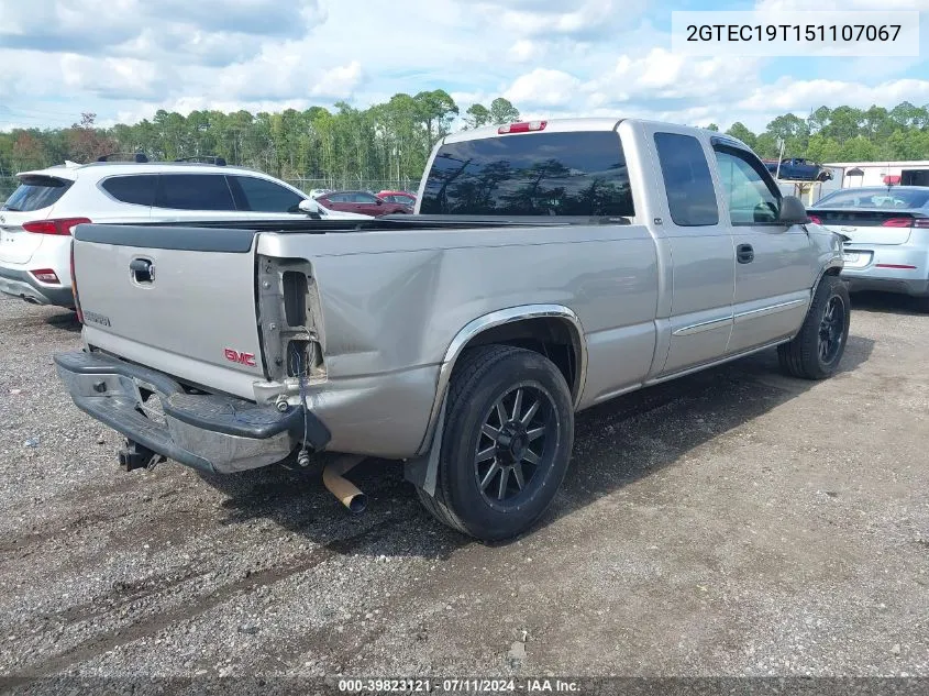 2005 GMC Sierra 1500 Sle VIN: 2GTEC19T151107067 Lot: 39823121