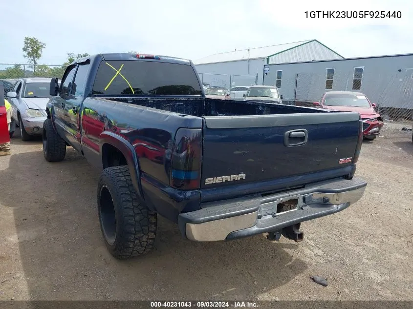 2005 GMC Sierra 2500Hd Sle VIN: 1GTHK23U05F925440 Lot: 40231043