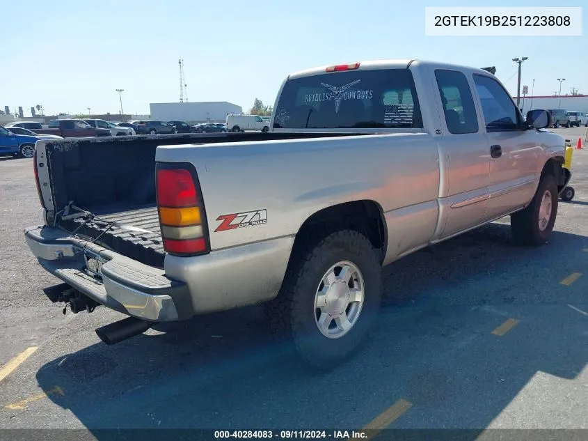 2005 GMC Sierra 1500 Sle VIN: 2GTEK19B251223808 Lot: 40284083