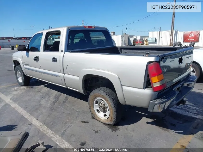 2005 GMC Sierra 2500Hd Slt VIN: 1GTHC23235F905971 Lot: 40676889