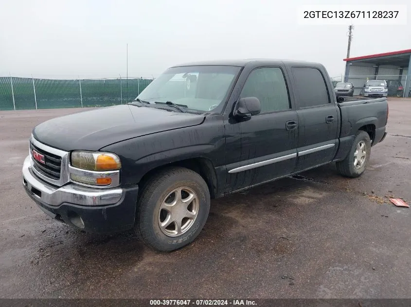 2007 GMC Sierra 1500 Classic Sle1 VIN: 2GTEC13Z671128237 Lot: 39776047