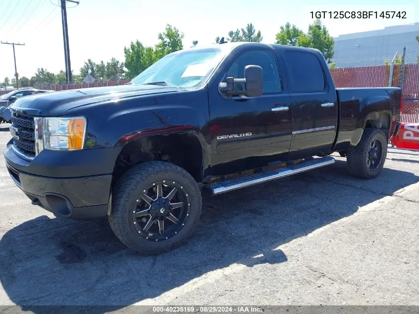 2011 GMC Sierra 2500Hd Denali VIN: 1GT125C83BF145742 Lot: 40235169