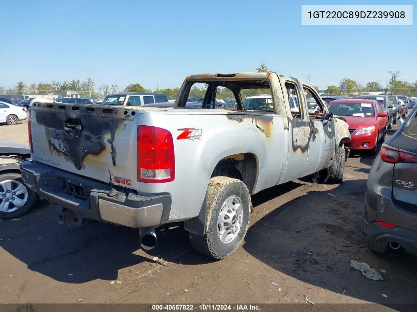 2013 GMC Sierra 2500Hd Sle VIN: 1GT220C89DZ239908 Lot: 40557822