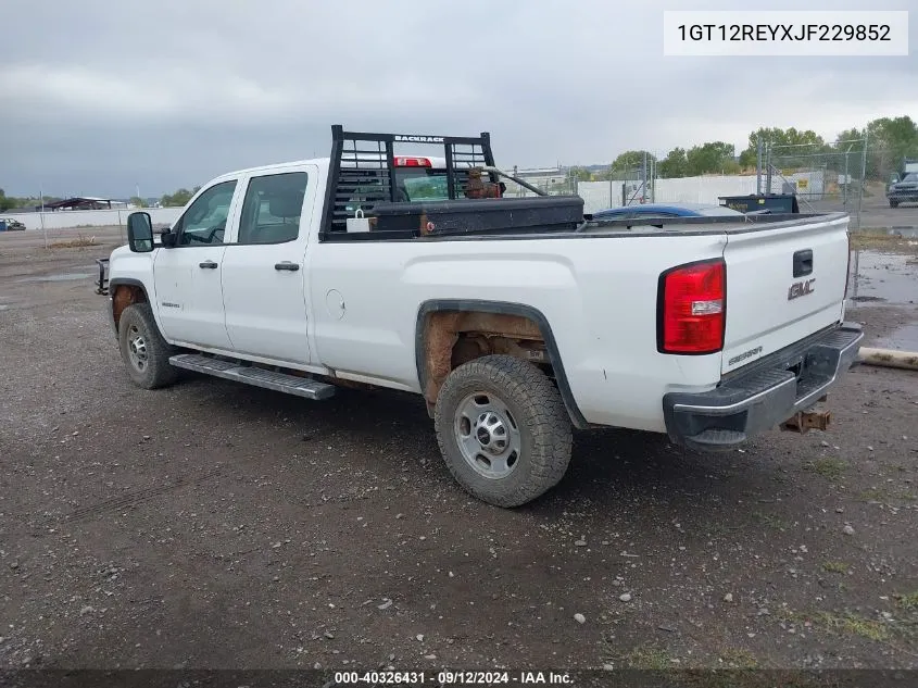 2018 GMC Sierra 2500Hd K2500 Heavy Duty VIN: 1GT12REYXJF229852 Lot: 40326431