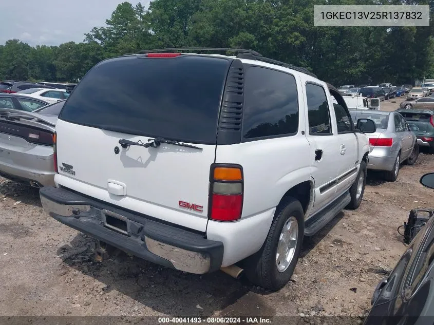 2005 GMC Yukon Slt VIN: 1GKEC13V25R137832 Lot: 40041493