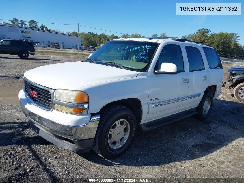 2005 GMC Yukon Slt VIN: 1GKEC13TX5R211352 Lot: 40839865