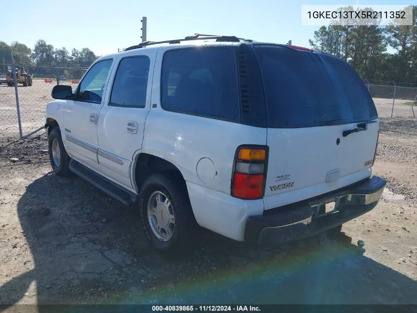 2005 GMC Yukon Slt VIN: 1GKEC13TX5R211352 Lot: 40839865