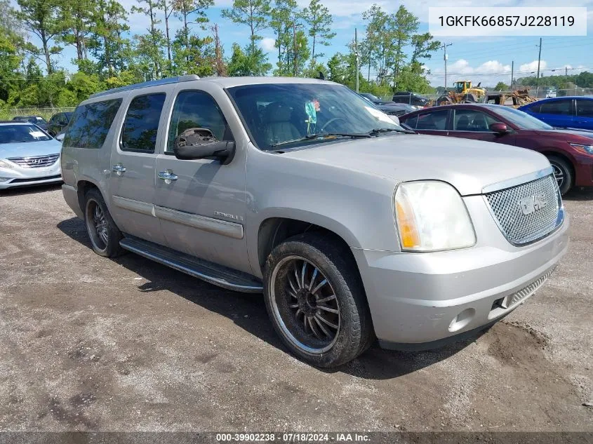 2007 GMC Yukon Xl 1500 Denali VIN: 1GKFK66857J228119 Lot: 39902238