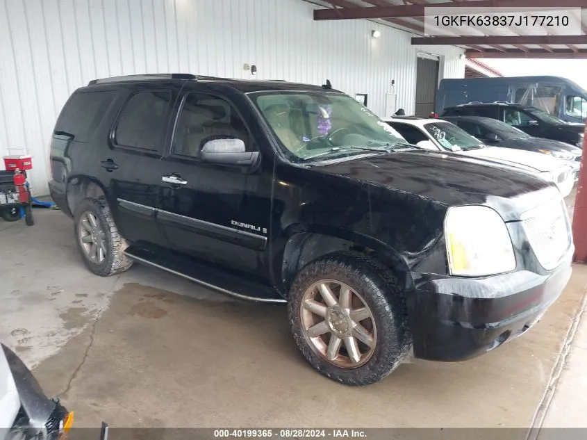 2007 GMC Yukon Denali VIN: 1GKFK63837J177210 Lot: 40199365