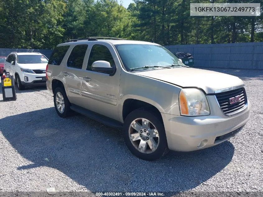 2007 GMC Yukon Slt VIN: 1GKFK13067J249773 Lot: 40302491