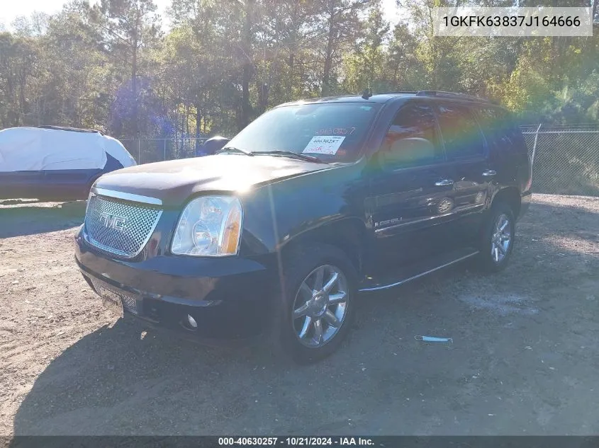 2007 GMC Yukon Denali VIN: 1GKFK63837J164666 Lot: 40630257