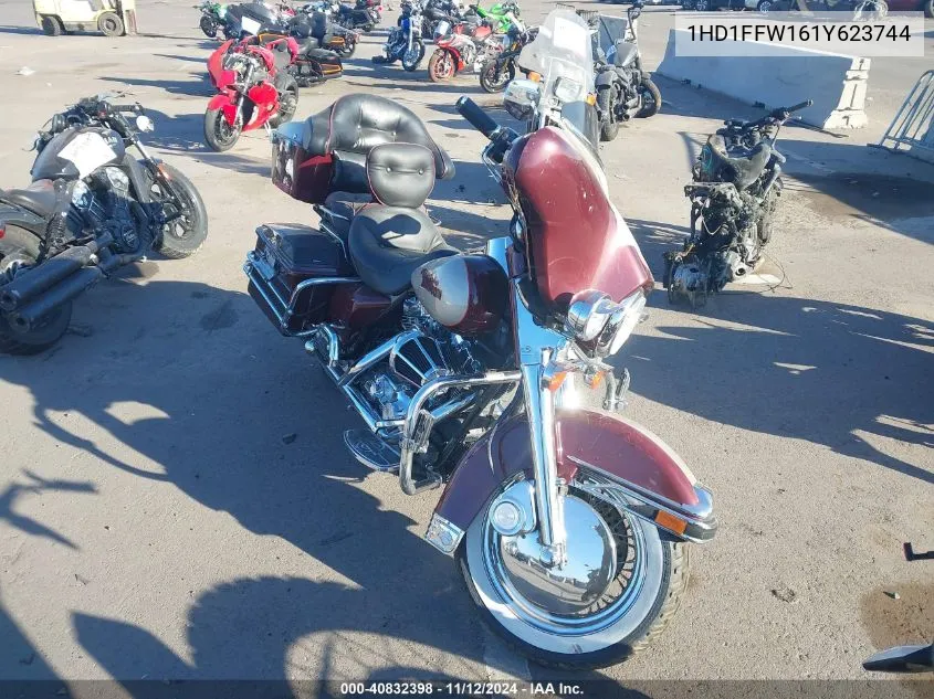 2001 Harley-Davidson Flhtci VIN: 1HD1FFW161Y623744 Lot: 40832398