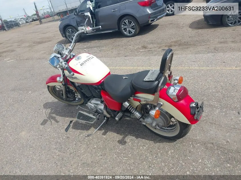 1HFSC3233VA200631 1997 Honda Vt1100 C2A/C2Ac