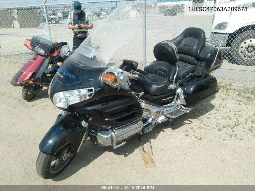 1HFSC47063A209678 2003 Honda Gl1800