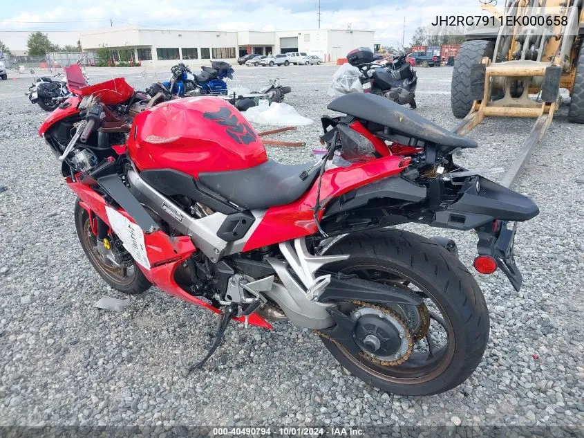 JH2RC7911EK000658 2014 Honda Vfr800 F