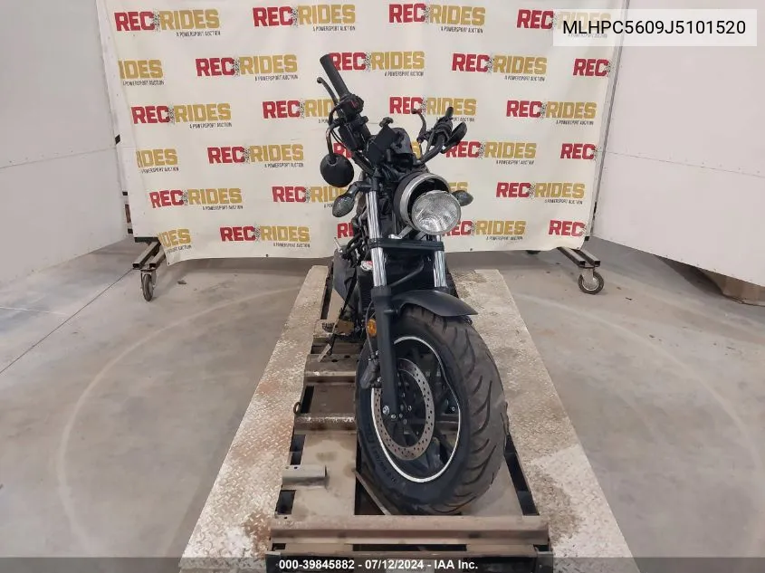 MLHPC5609J5101520 2018 Honda Cmx500