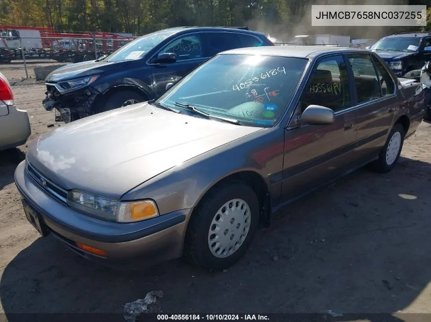 1992 Honda Accord Lx/Ex VIN: JHMCB7658NC037255 Lot: 40556184