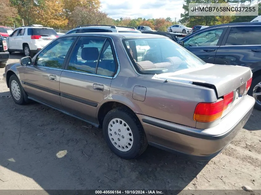 1992 Honda Accord Lx/Ex VIN: JHMCB7658NC037255 Lot: 40556184