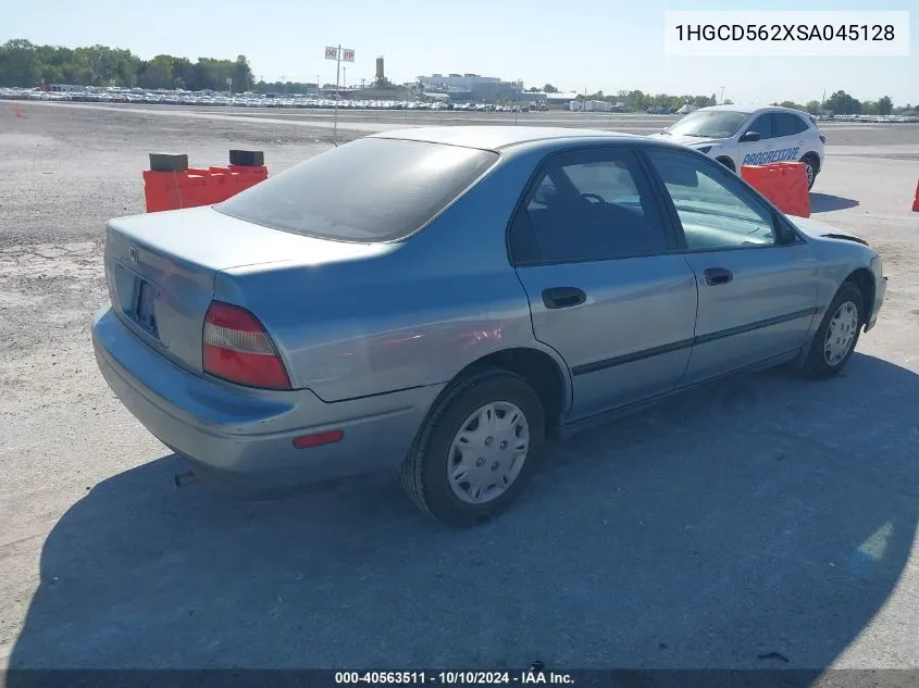 1995 Honda Accord Dx VIN: 1HGCD562XSA045128 Lot: 40563511